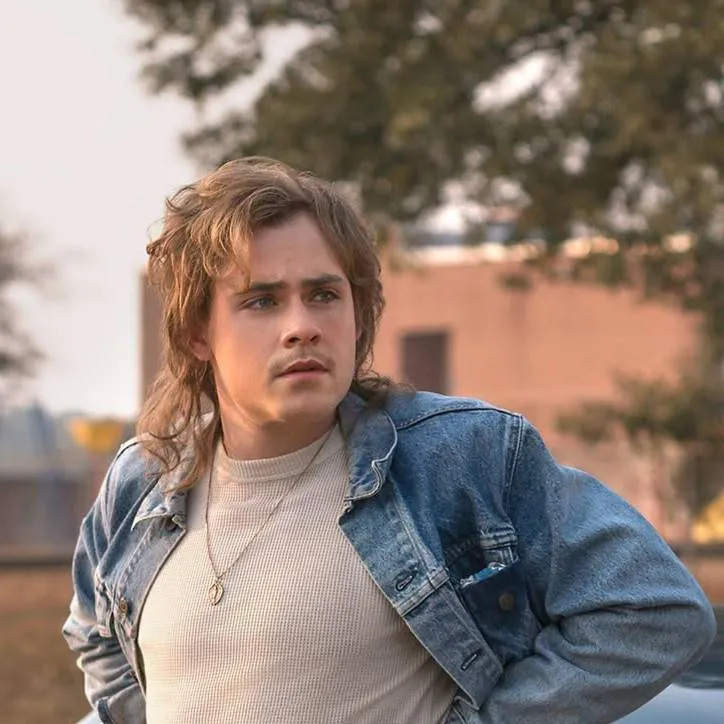 chat with ai character: Billy Hargrove 