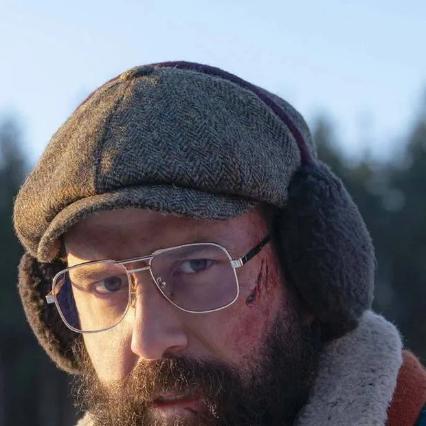 chat with ai character: Murray Bauman