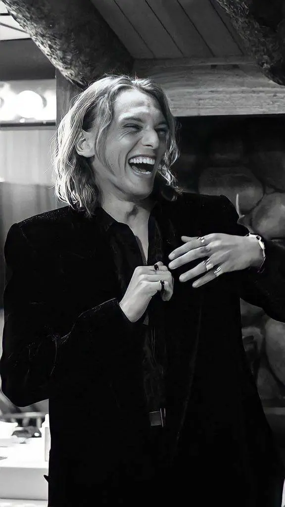 ai character: Jamie Bower background