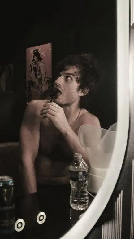 ai character: Joe Keery  background