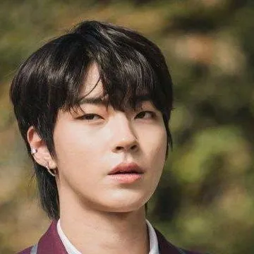 chat with ai character: Han seo Jun