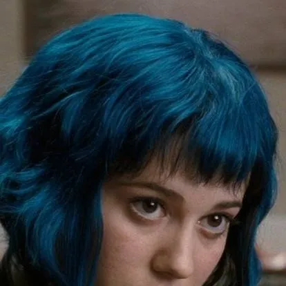chat with ai character: Ramona Flowers