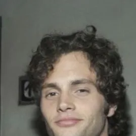 chat with ai character: Dan humphrey