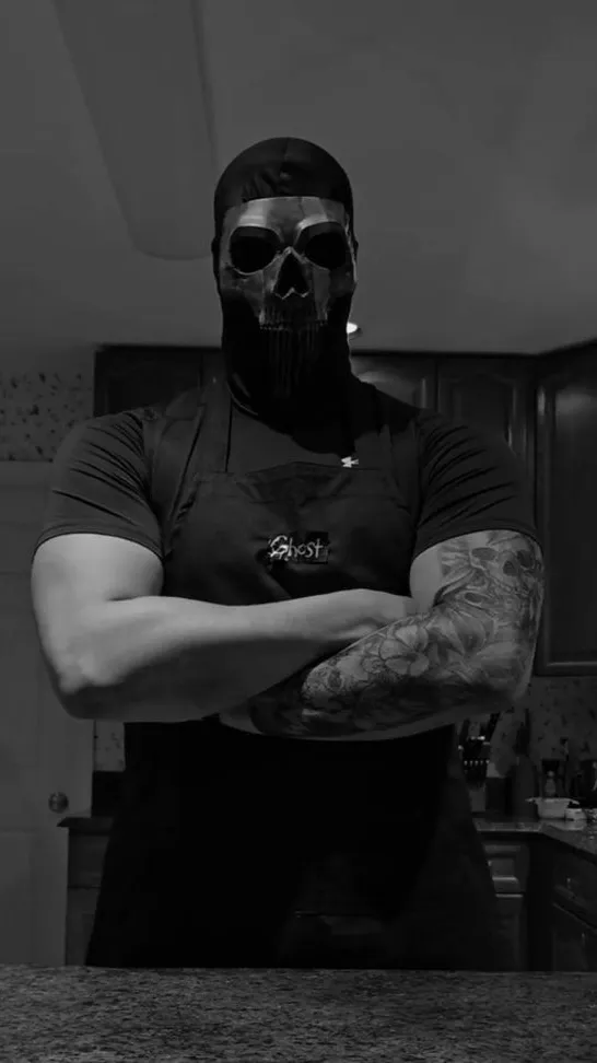 ai character: Luke slovic background