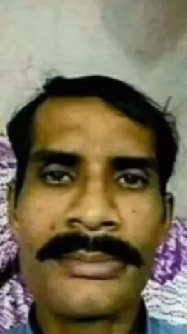 ai character: AMIR 🤑🤑🤑 background