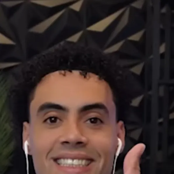 chat with ai character: nate