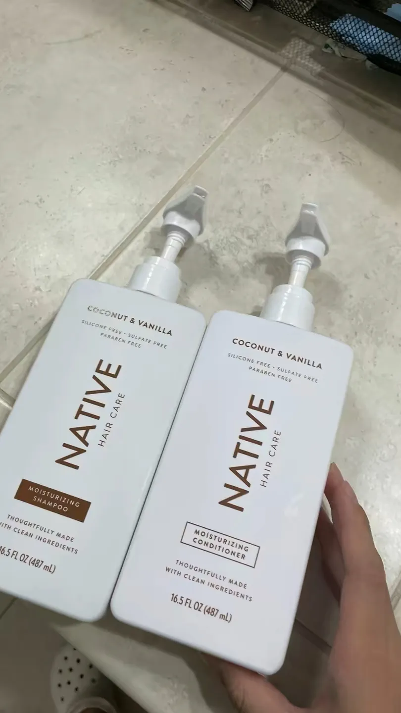 ai character: CLOSED background