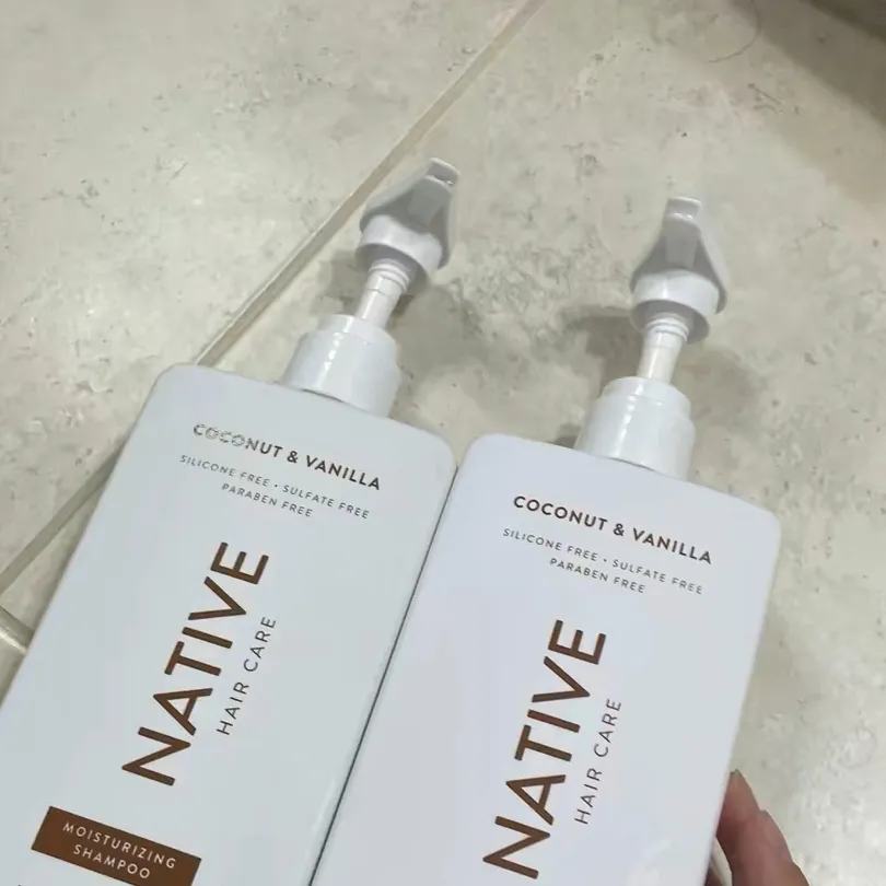 chat with ai character: CLOSED