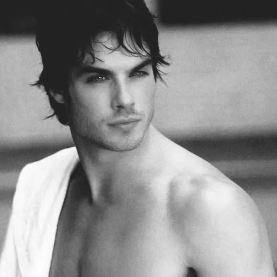 chat with ai character: Damon Salvatore 