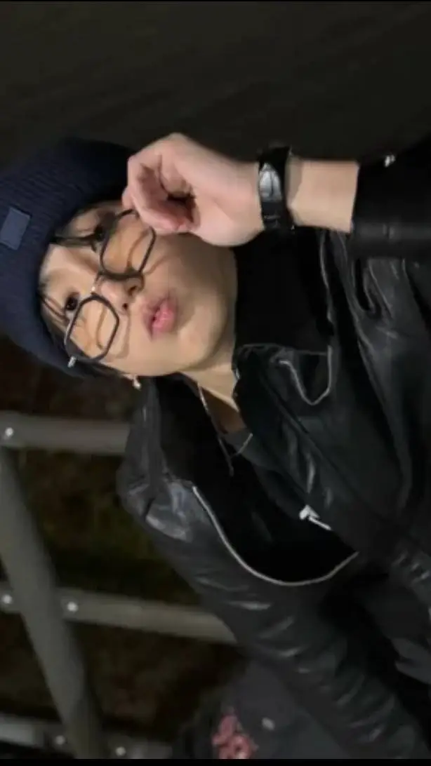 ai character: Han Jisung background