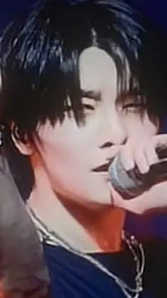 ai character: Yang Jeongin  background