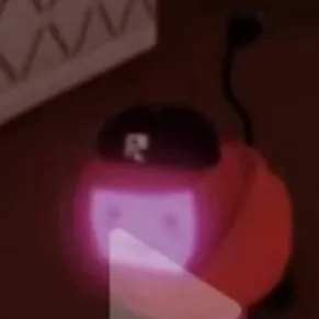 chat with ai character: cute veeronica