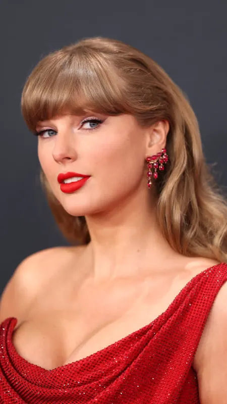 ai character: Taylor Swift 🫶 background