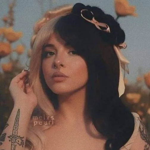 chat with ai character: Melanie Martinez 
