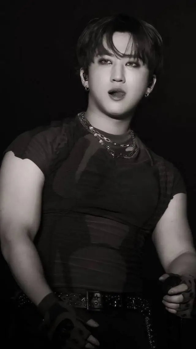 ai character: Changbin background