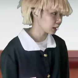 chat with ai character: ∆emile✡✞