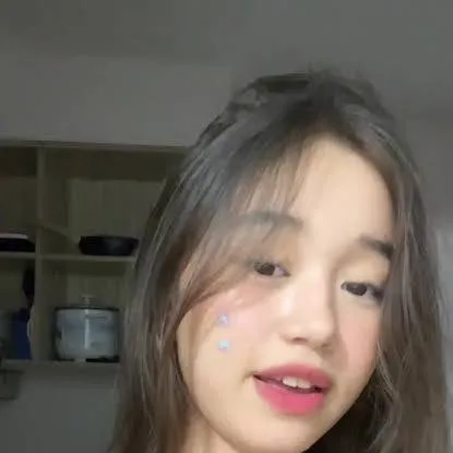chat with ai character: ChiChi