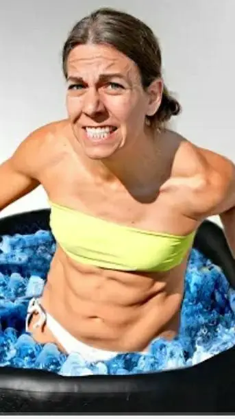 ai character: Ali Spagnola background