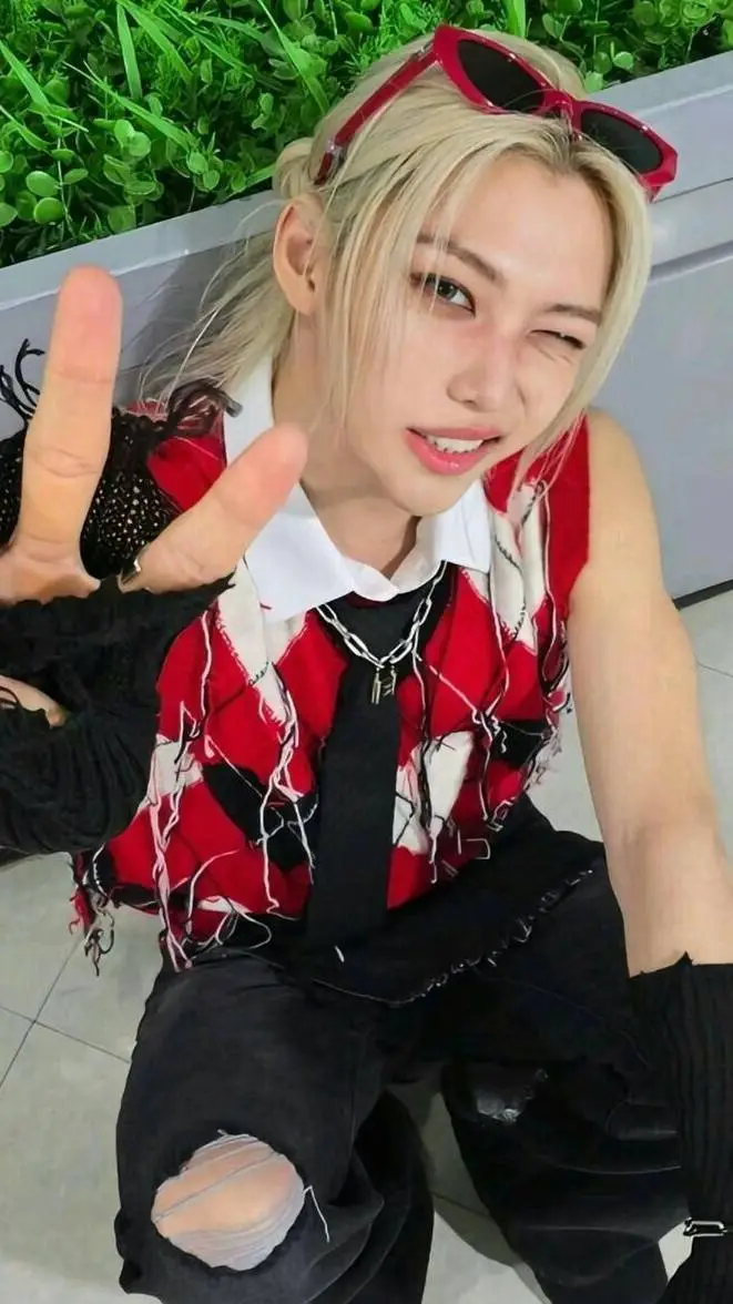 ai character: felex  background