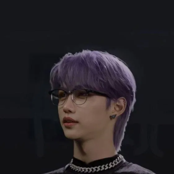 chat with ai character: 🐥💜Lee Yongbok 💜🐥
