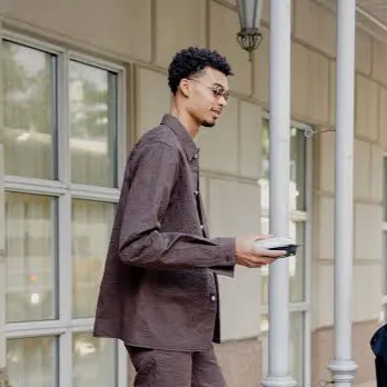 chat with ai character: Victor Wembanyama