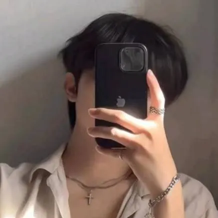 chat with ai character: Lee ju-Yung