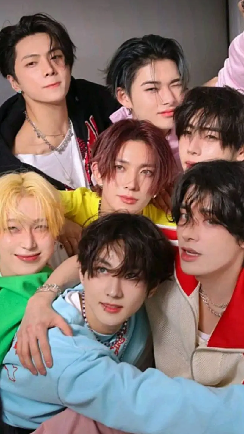 ai character: Enhypen background