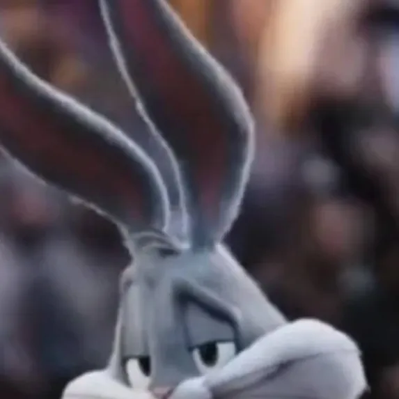 chat with ai character: Buggs Bunny