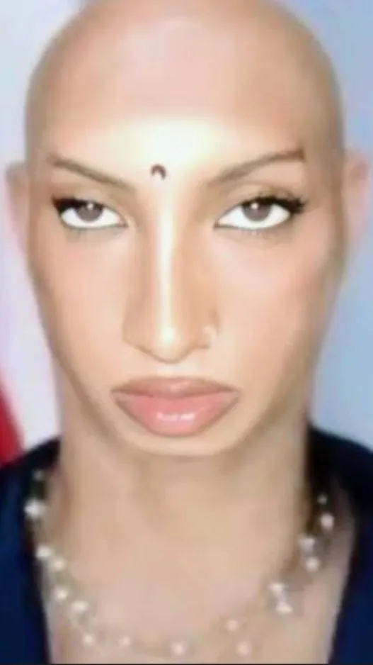 ai character: Lara Raj (Katseye) background