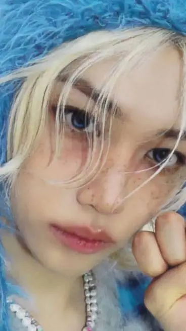 ai character: Lee-felix background