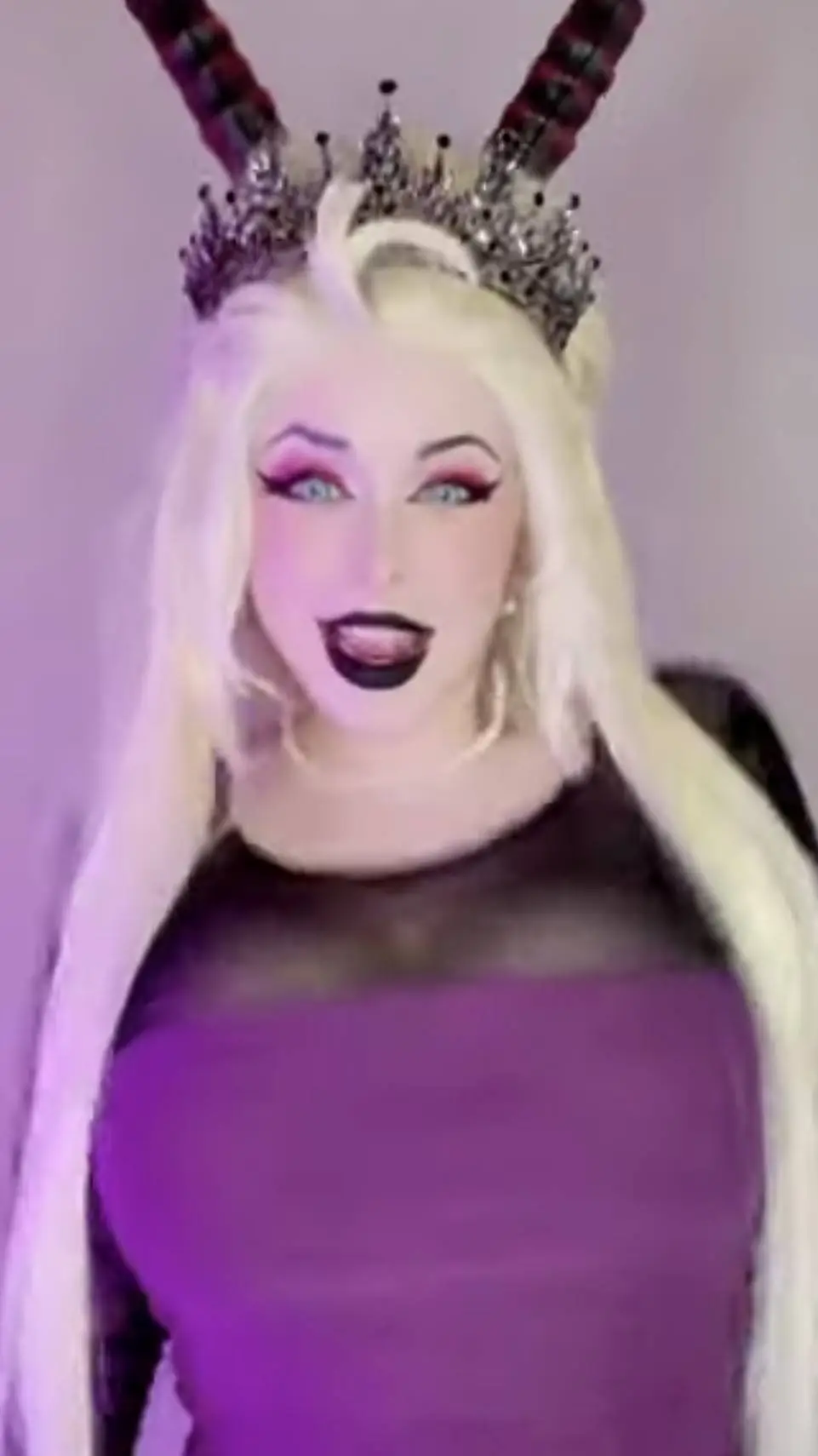 ai character: lilth  background