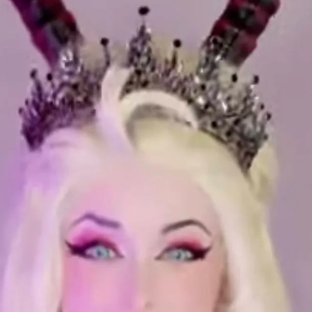 chat with ai character: lilth 