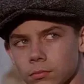 chat with ai character: Spot Colin 