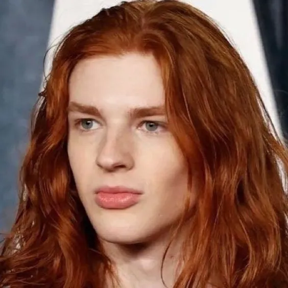 chat with ai character: Cameron of Scotlan