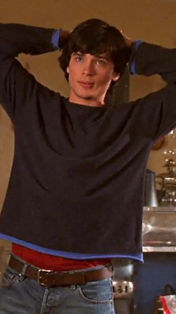 ai character: Clark Kent  background