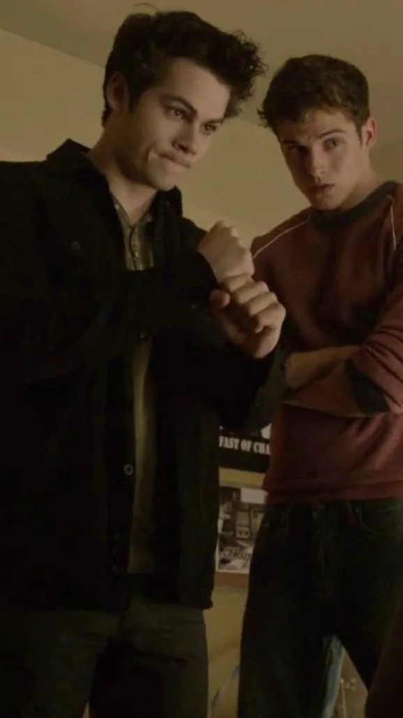 ai character: Teen wolf s3  background