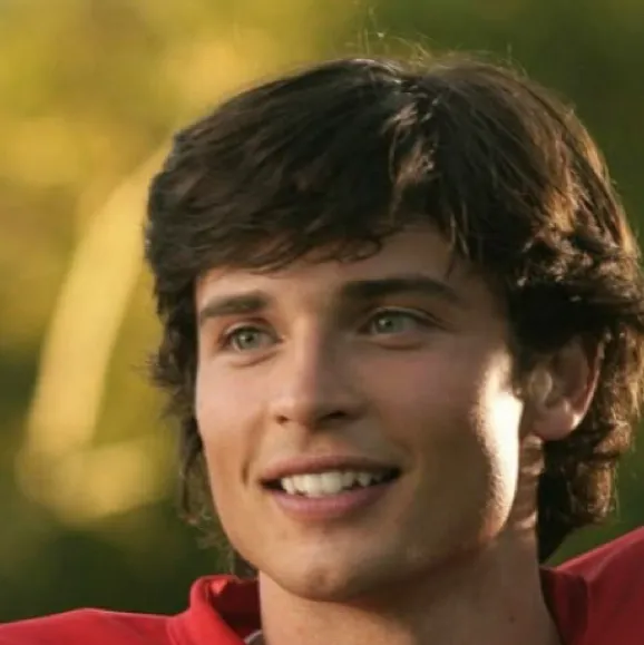 chat with ai character: Clark Kent 