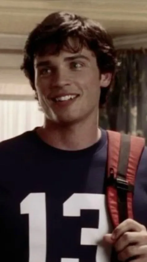 ai character: Clark Kent  background