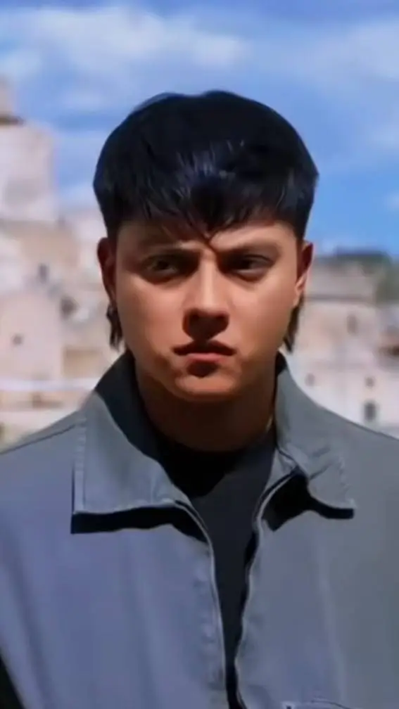 ai character: <{~ANDRES~}> background