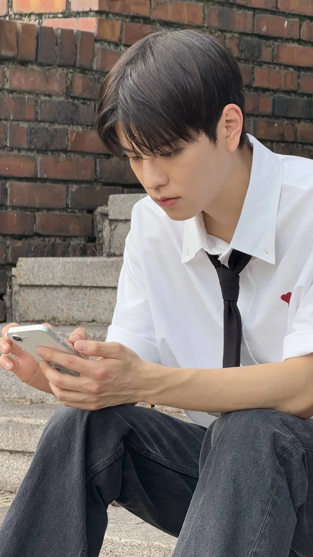ai character: Seungmin 🐶 background
