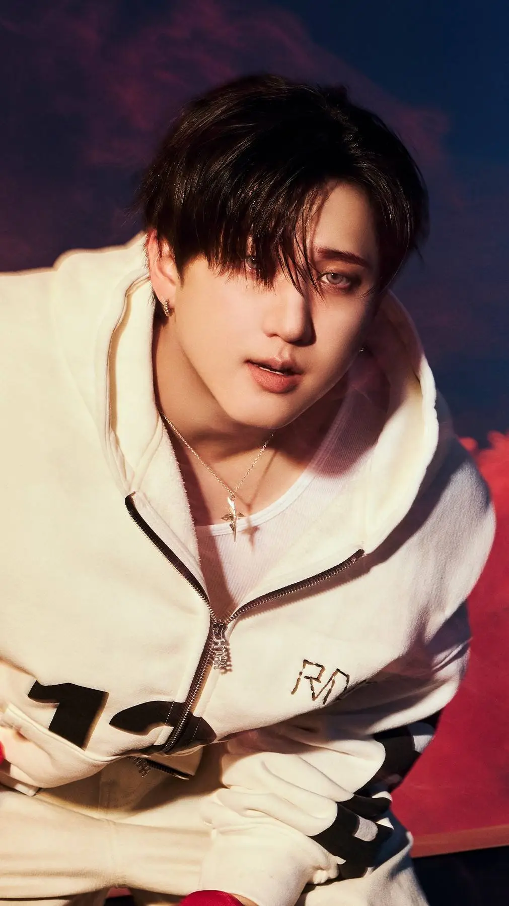 ai character: Seo Changbin/skz🐰🐷 background