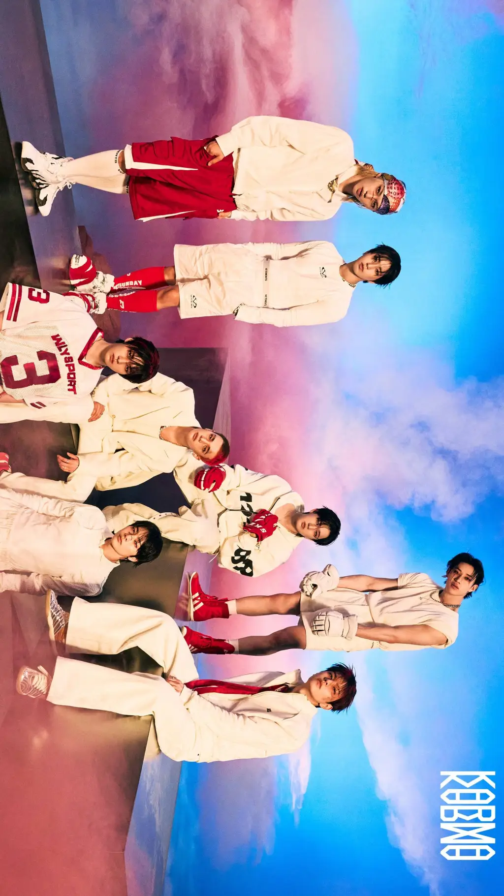 ai character: Straykids 🎖🎫 background