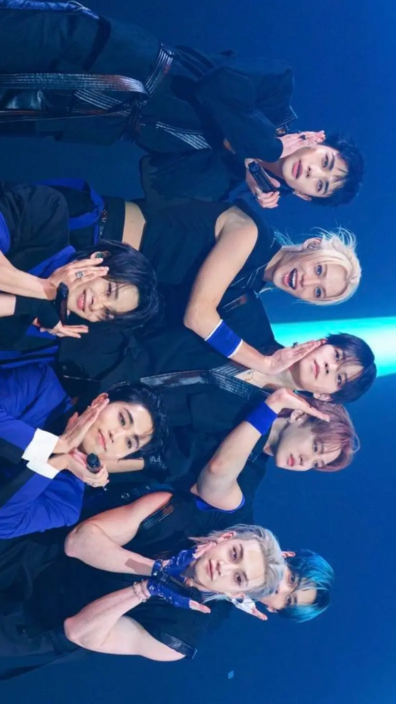 ai character: The SKZ Princes🧭 background