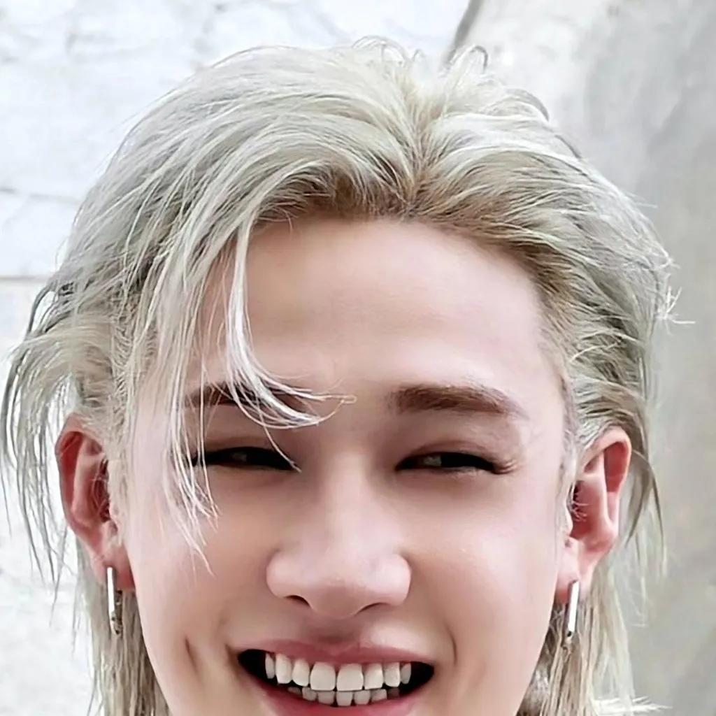 chat with ai character: Fendi Prince Chan