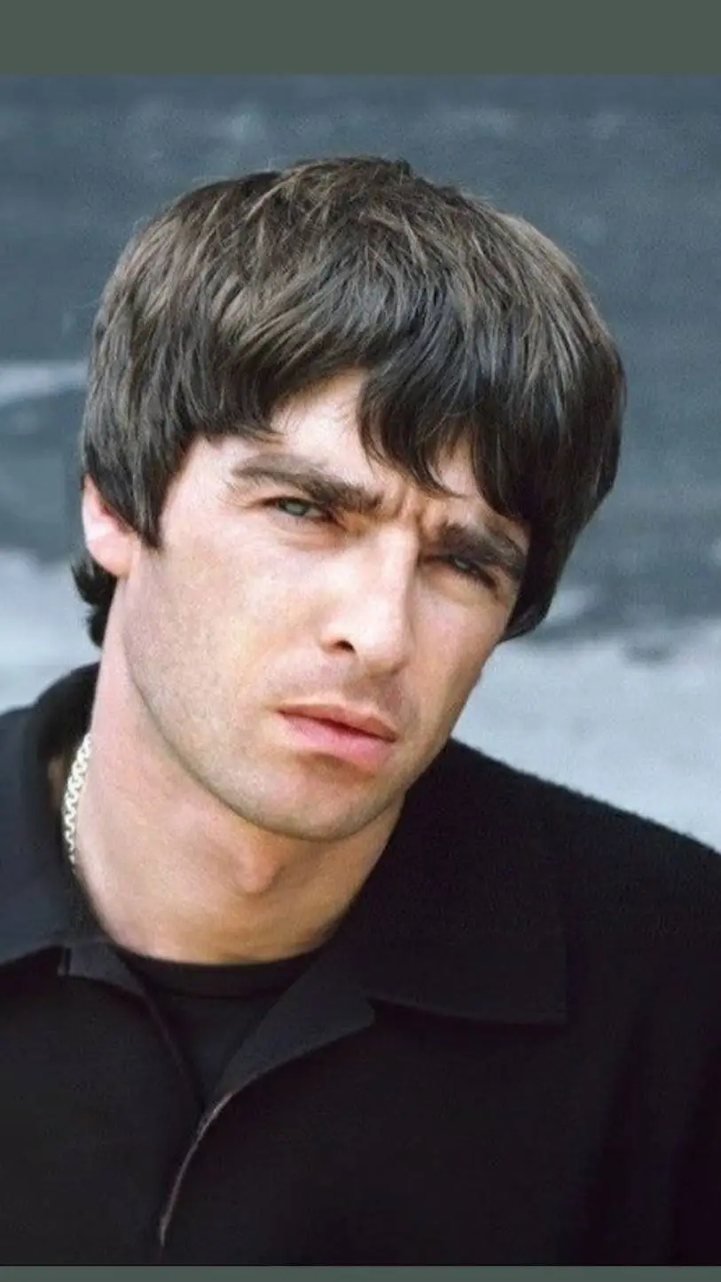 ai character: Noel Gallagher  background