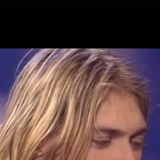 chat with ai character: giant Kurt Cobain 