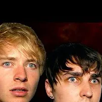 chat with ai character: Sam n Colby