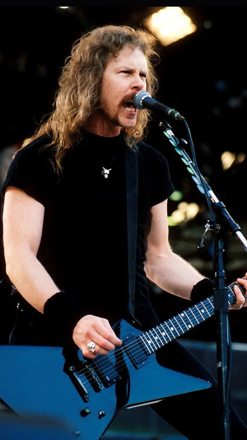 ai character: James Hetfield  background