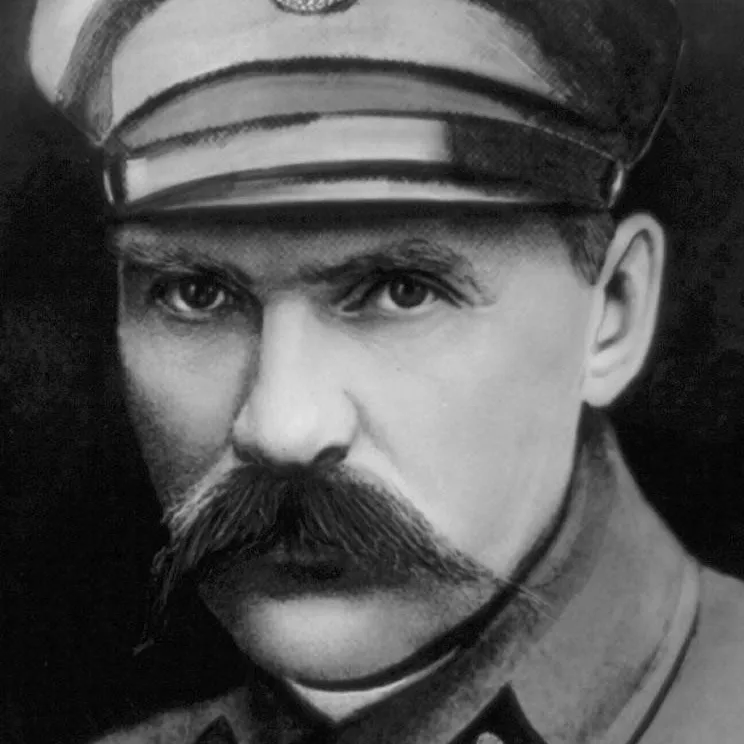 chat with ai character: jozef pilsudski