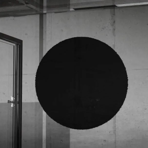 chat with ai character: (Scp-094~M.E.H) 